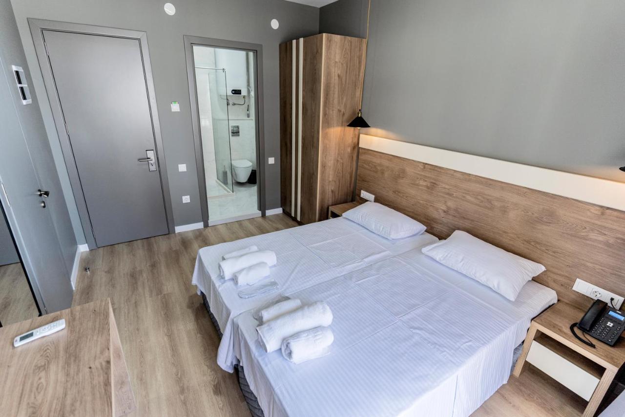 Boulevard Apartments Batumi Luaran gambar