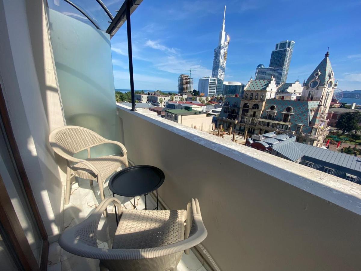 Boulevard Apartments Batumi Luaran gambar
